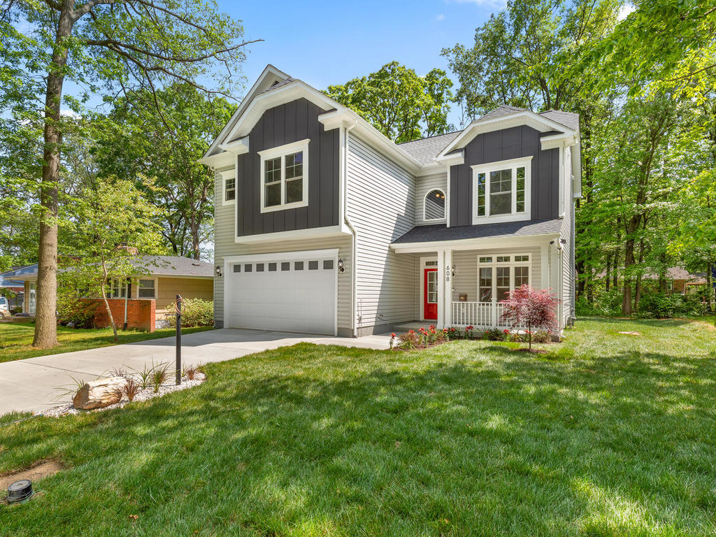 New home construction — Laurel Ave